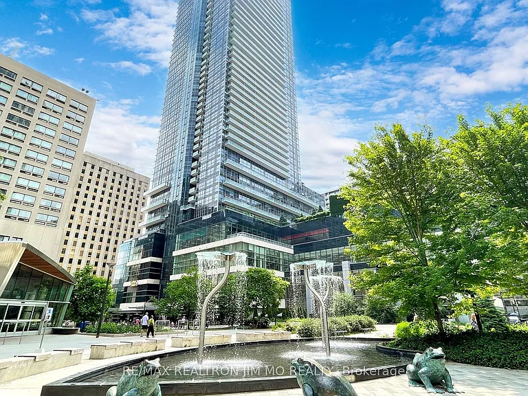 386 Yonge St #2508 — Photo 41