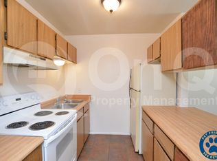 317 N 93rd St #3, Mesa, AZ 85207
