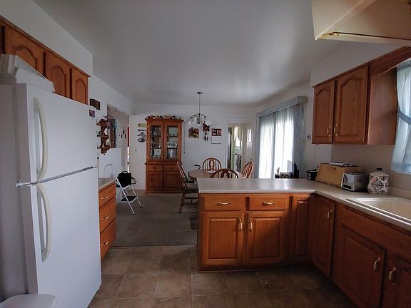 5th image of 5457 Maxine Ct