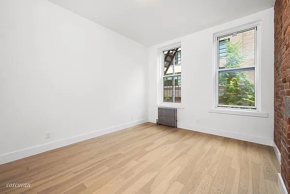 Rented by Corcoran | media 25