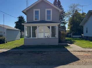 210 Elm St, Maple Park, IL 60151
