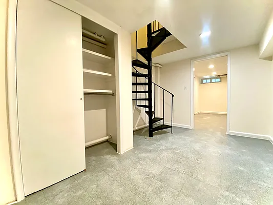 Rented by City & Suburban | media 10