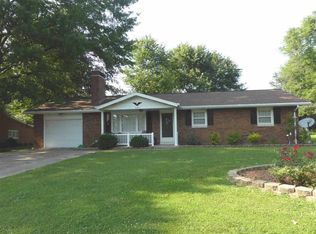 322 Reyling Dr, Jasper, IN 47546