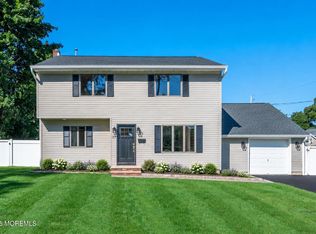 31 Hosford Ave, Leonardo, NJ 07737
