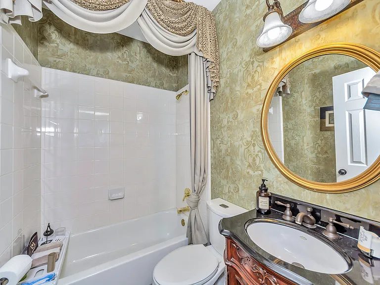 3608 Edgestone Dr — Photo 10