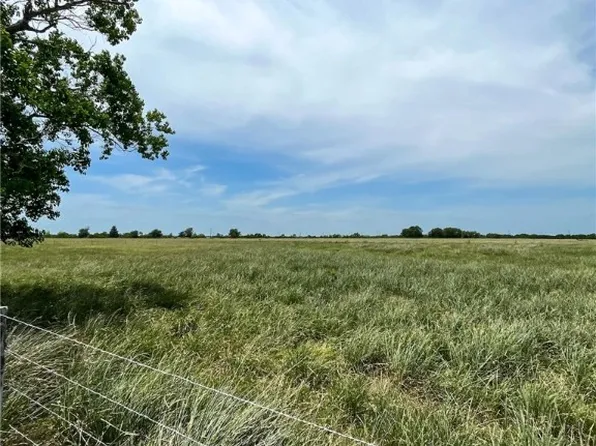 TRACT 37 0, Guy, TX 77444