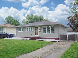 19509 Parkmount Ave, Cleveland, OH 44135