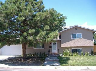 2905 Hollywood Dr, Pueblo, CO 81005