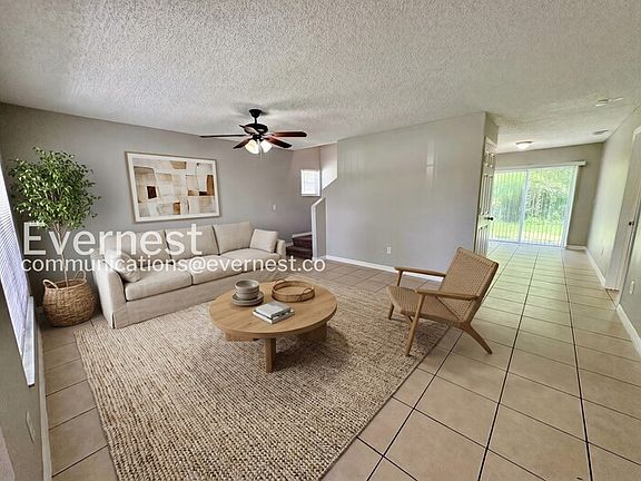 3rd image of 4957 Vista Lago Dr