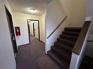 640 Fox Knoll Dr APT 1, Lena, IL 61048