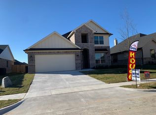 922 Swift Dr, Sherman, TX 75092