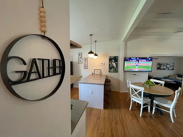 4409 W Prescott St — Photo 3