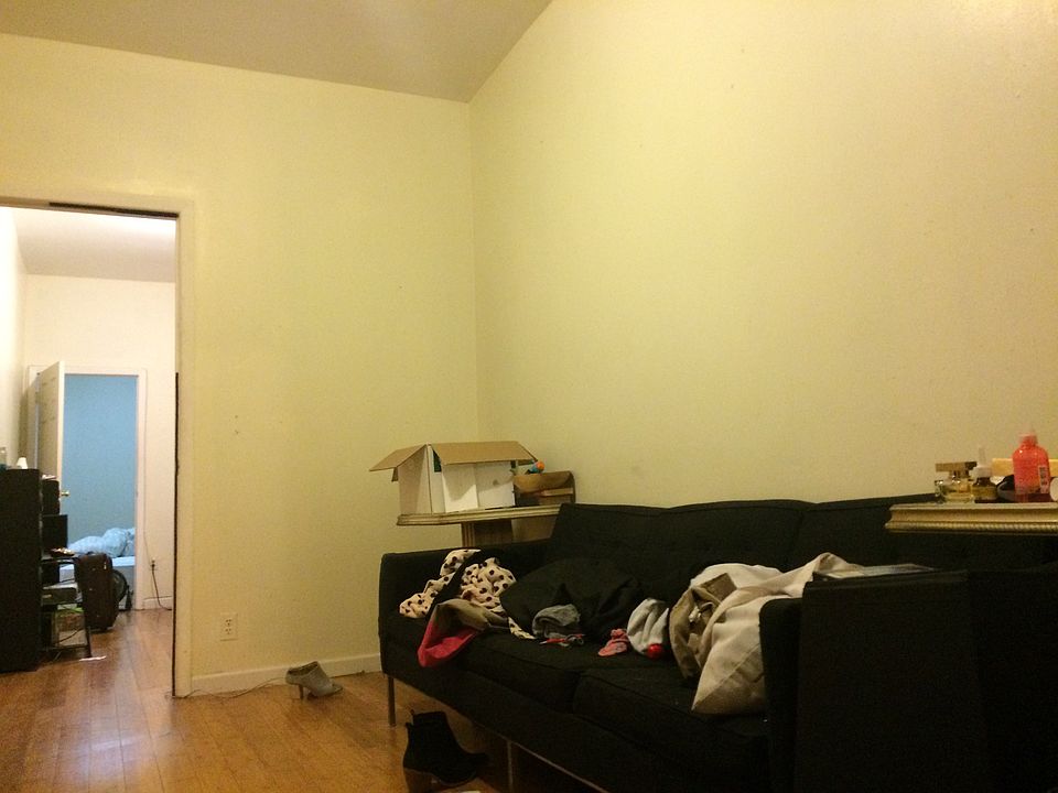 2nd image of 481 Seneca Ave APT 3L
