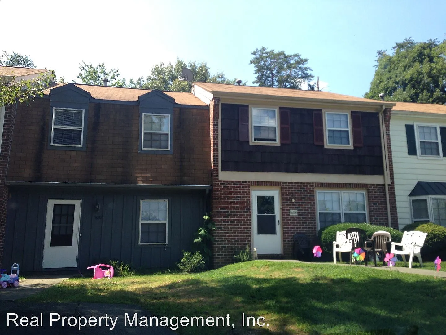 1604 Townwood Ct photo 1