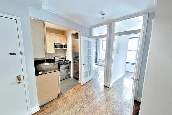 Rented by Centennial Properties NY | media 4