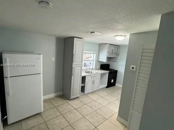 16025 SW 299th Ter, Homestead, FL 33033