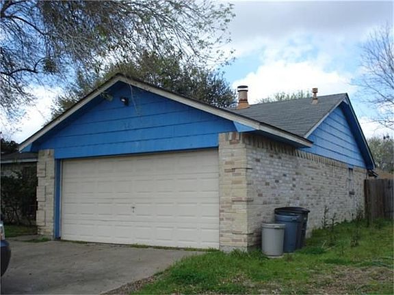 2nd image of 18718 Andalusian Dr