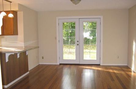 4th image of 11222 87th Avenue Ct E