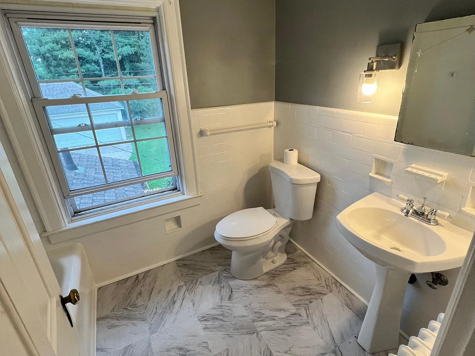 Neff Rd, Grosse Pointe — Photo 4