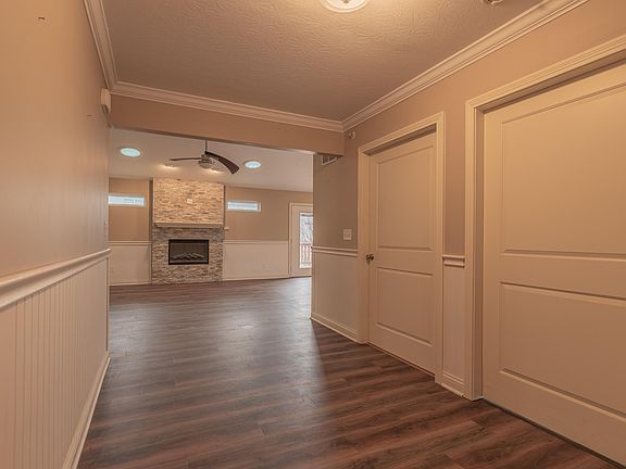 3rd image of 11070 Gatewood Ct