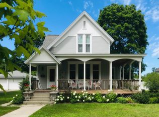 743 Washington St, Traverse City, MI 49686