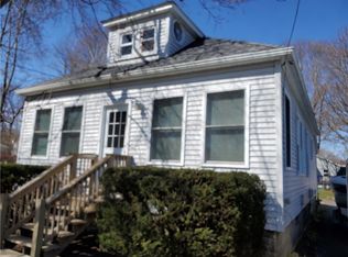 67 Grove Ave, Warwick, RI 02889