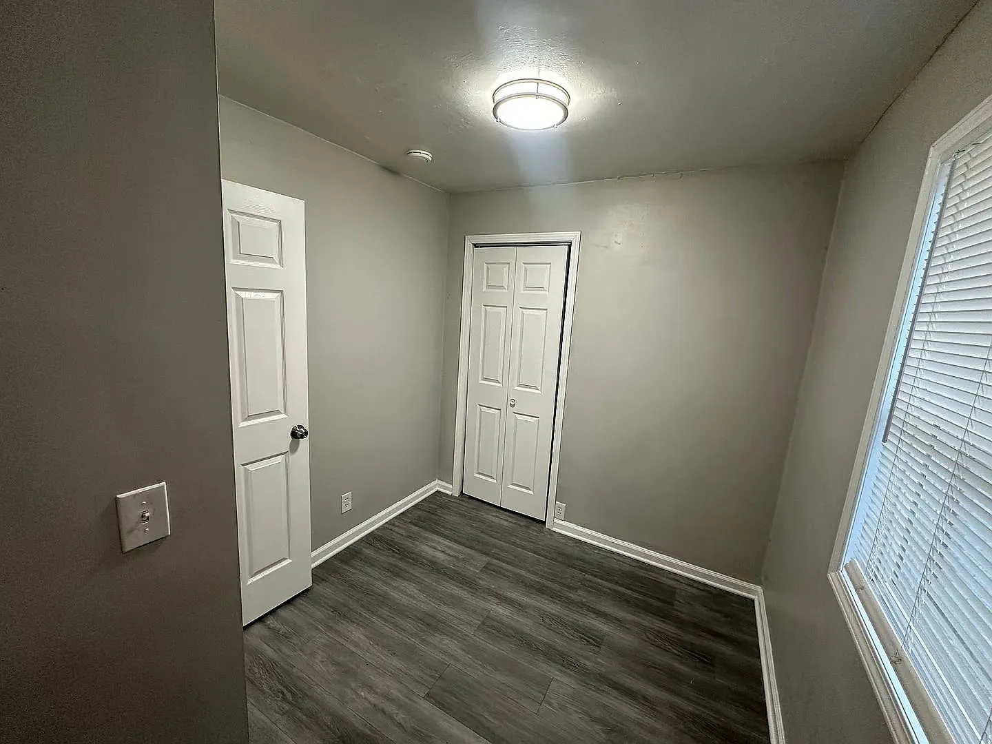 2 bed, 975 sqft, $1,000 — Photo 4