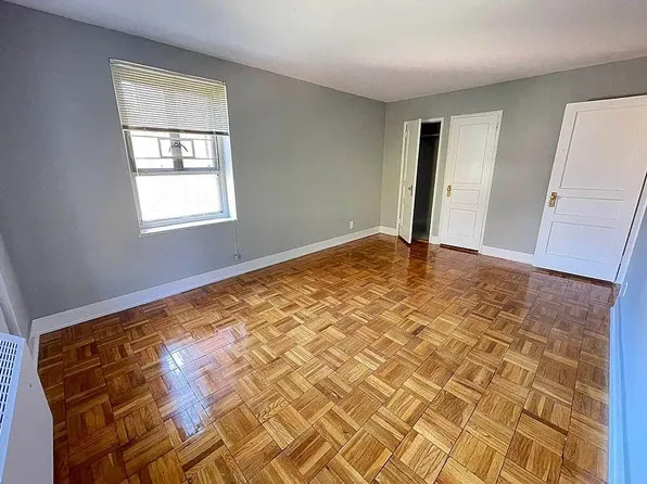 69-48 197th Street image 6 of 10