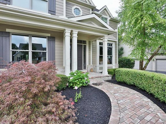 2nd image of 3405 Abbey Knoll Dr