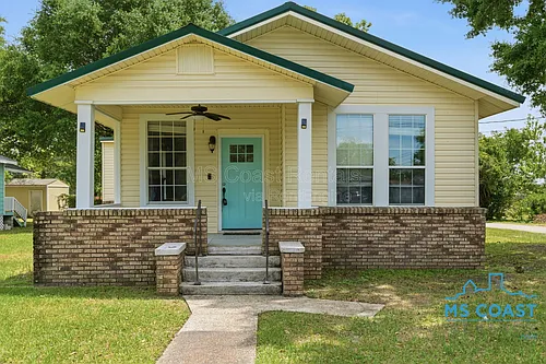 4319 Lewis St Photo 1