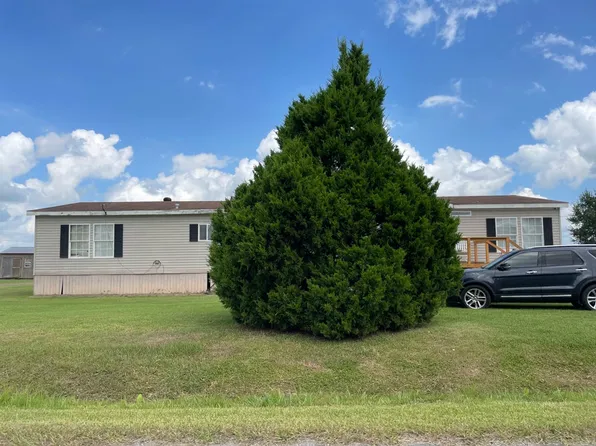 333 Myrtle Dr, Lockport, LA 70374