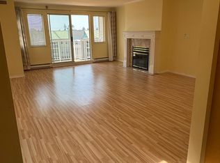 9767 140th St, Surrey, BC V3T5S4