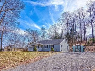 306 Dinnerbell Rd, Butler, PA 16002