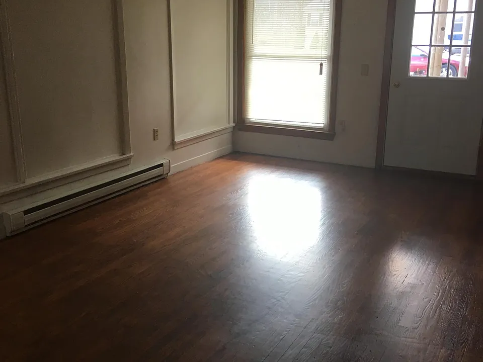 Living Room Large One Bedroom