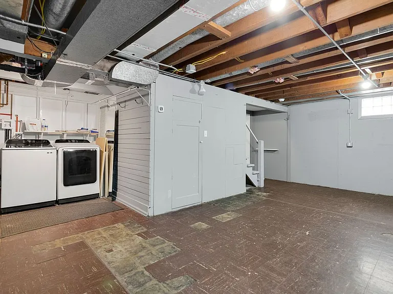 4115 N Stevens St — Photo 26