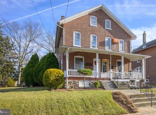 554 Washington St, Royersford, PA 19468