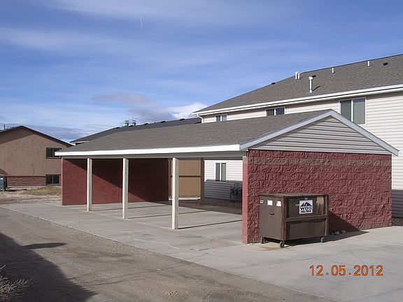 3rd image of 1737 Fetterman Dr APT 2