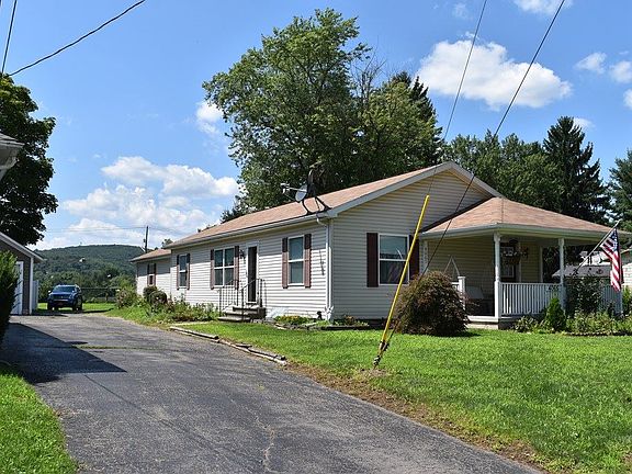 3rd image of 4065 Rockwell Ave
