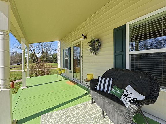 3rd image of 6481 Sherman Rd