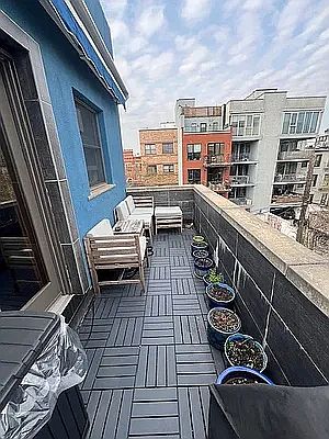 1st image of 625 Washington Ave #3