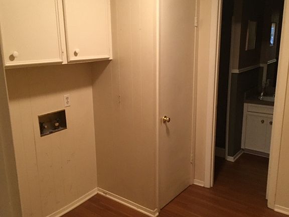 5th image of 1003 Towne Lake Dr