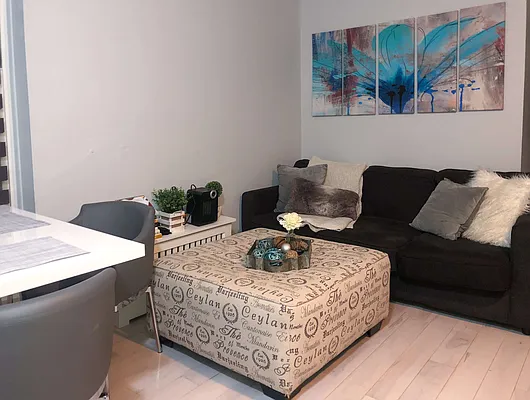 Rented by Kahen Properties | media 27