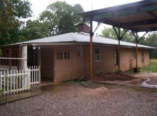 1138 Blockhouse Valley Rd, Clinton, TN 37716