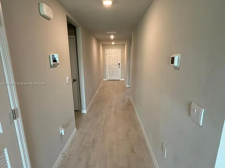 3051 NW Beechwood Cir — Photo 2