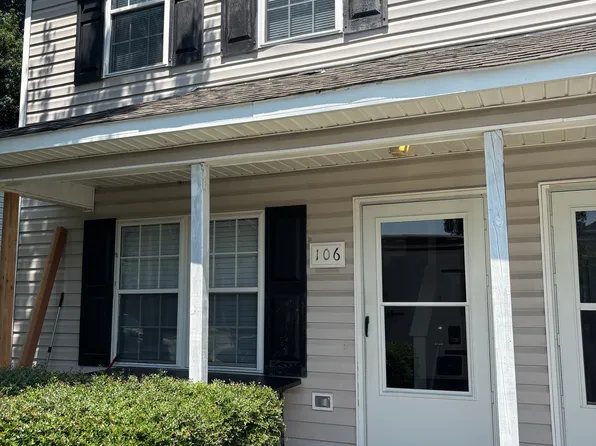 106 Croatan Ct #106, Jacksonville, NC 28546