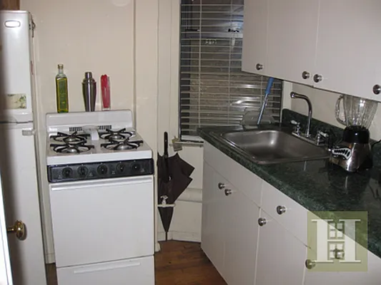 Rented by Halstead Real Estate | media 3