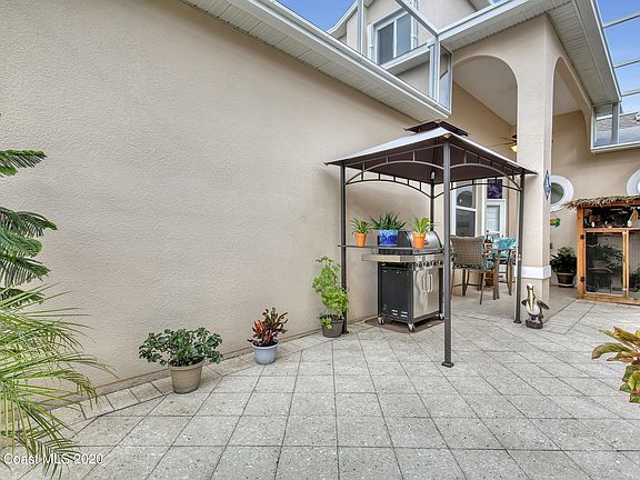 4th image of 596 Cinnamon Dr
