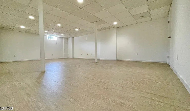 38 Park St #10C — Photo 14