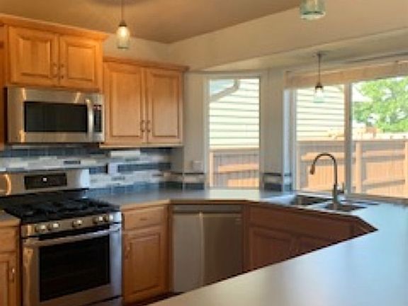 3rd image of 6704 S Baymont Ct