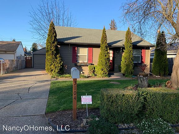 2nd image of 3104 E 28th St